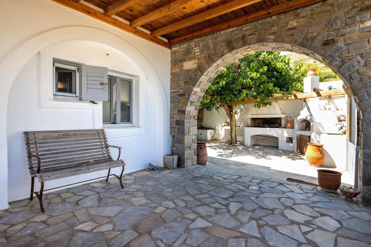 Daphne'S Lux Villa Paraspori  المظهر الخارجي الصورة